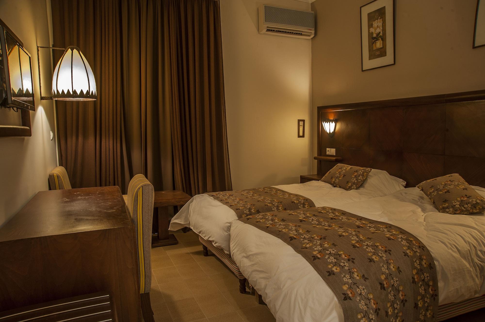 Hotel Bougafer 廷吉尔 外观 照片