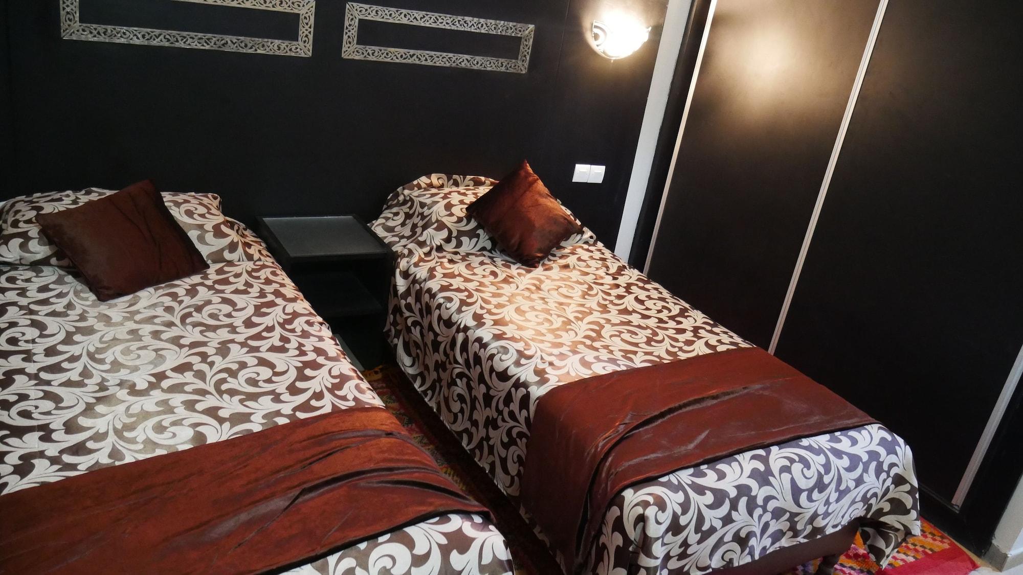 Hotel Bougafer 廷吉尔 外观 照片