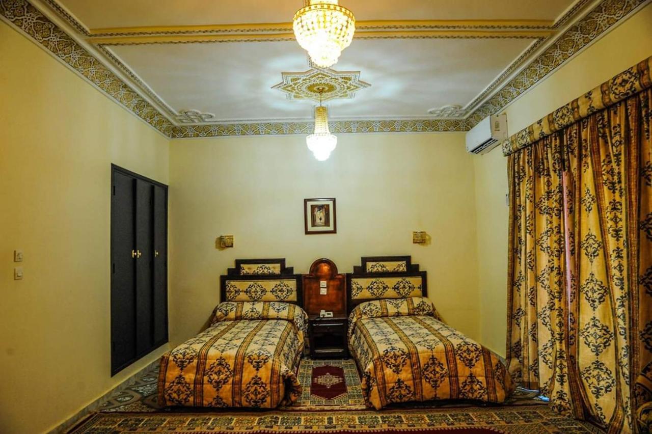 Hotel Bougafer 廷吉尔 外观 照片