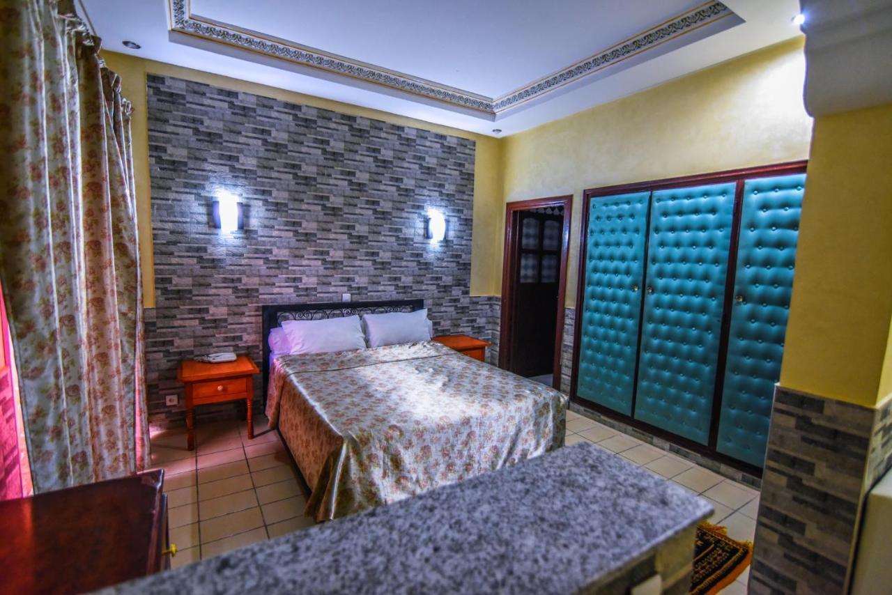 Hotel Bougafer 廷吉尔 外观 照片
