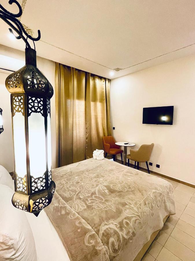 Hotel Bougafer 廷吉尔 外观 照片