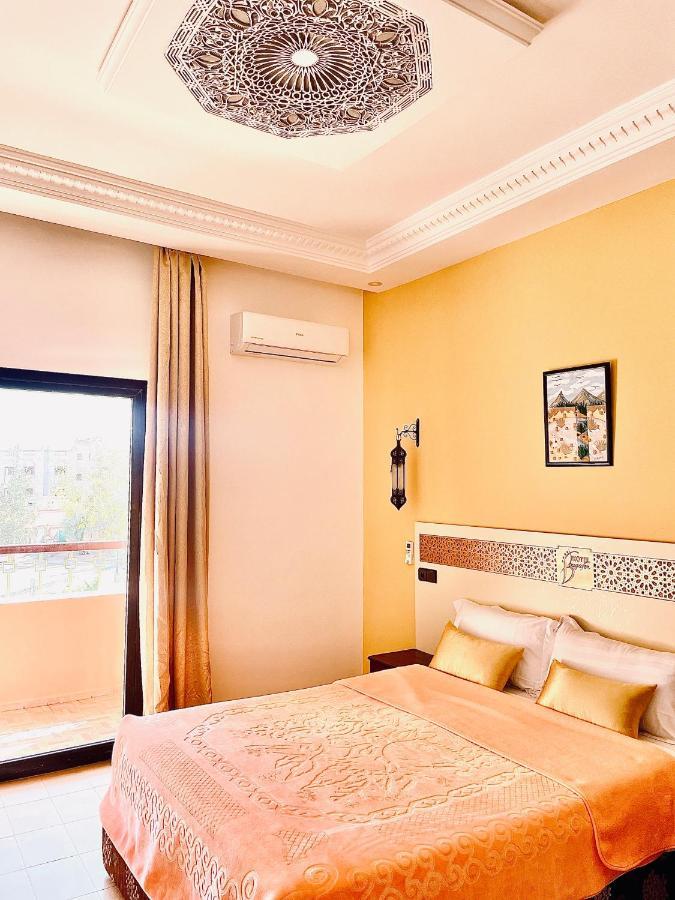 Hotel Bougafer 廷吉尔 外观 照片