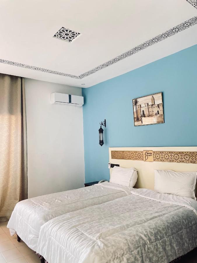 Hotel Bougafer 廷吉尔 外观 照片