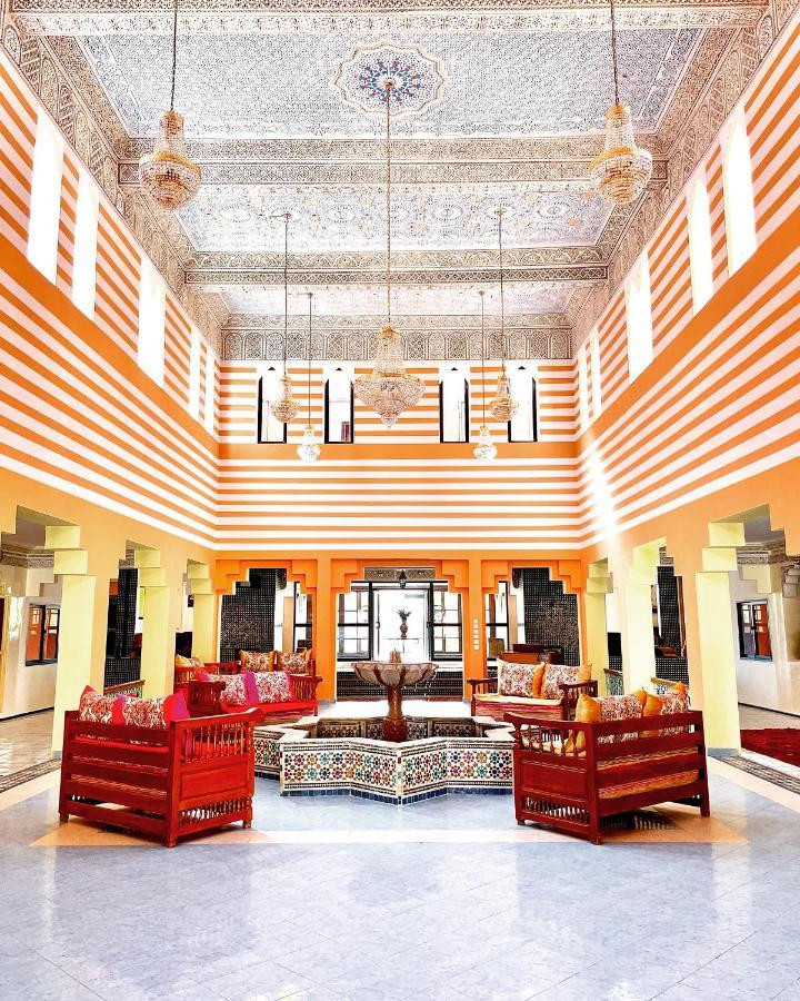 Hotel Bougafer 廷吉尔 外观 照片