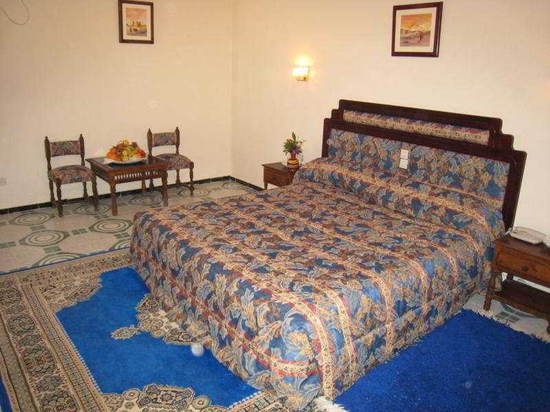 Hotel Bougafer 廷吉尔 外观 照片