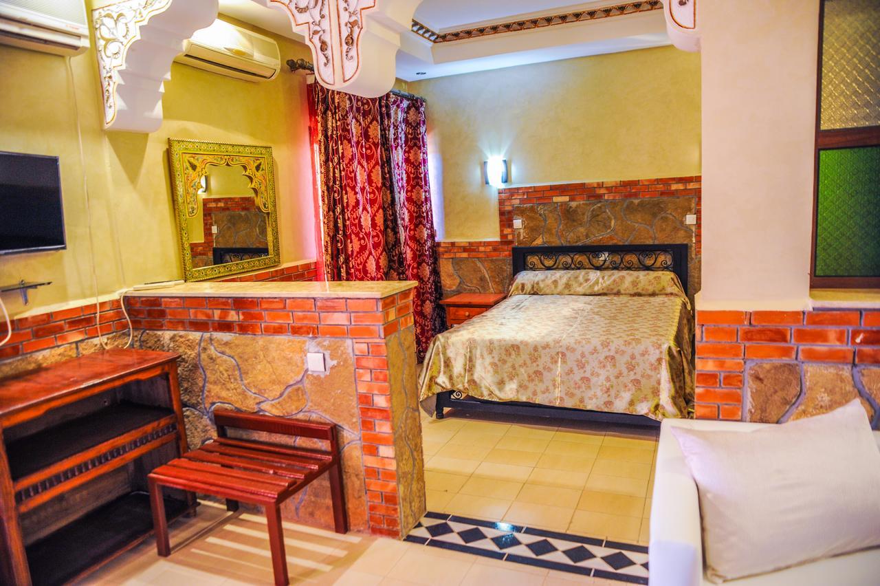Hotel Bougafer 廷吉尔 外观 照片